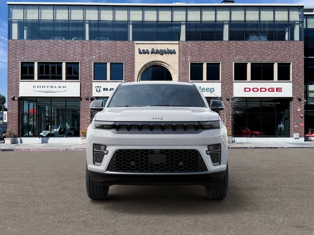 New 2026 Bright White Clear-Coat Exterior Paint Jeep Limited Altitude image 6