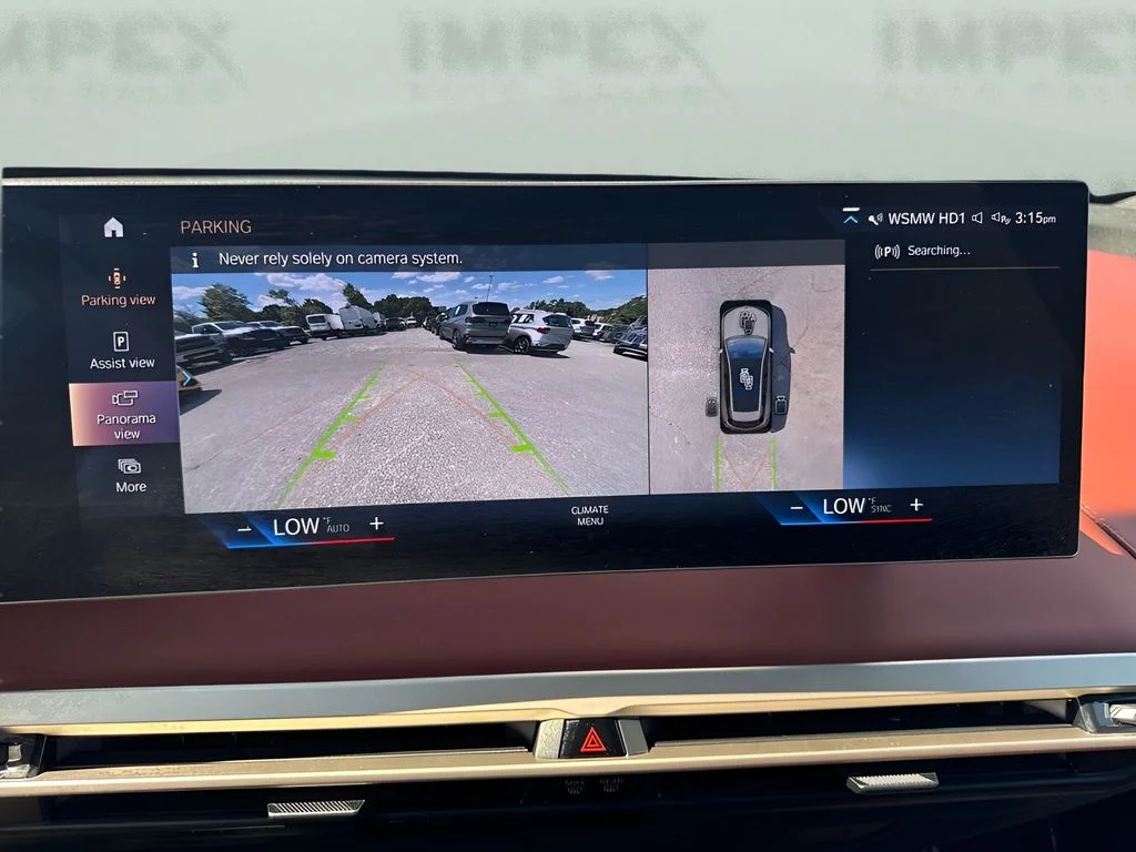 Used 2023 White BMW xDrive50 image 22
