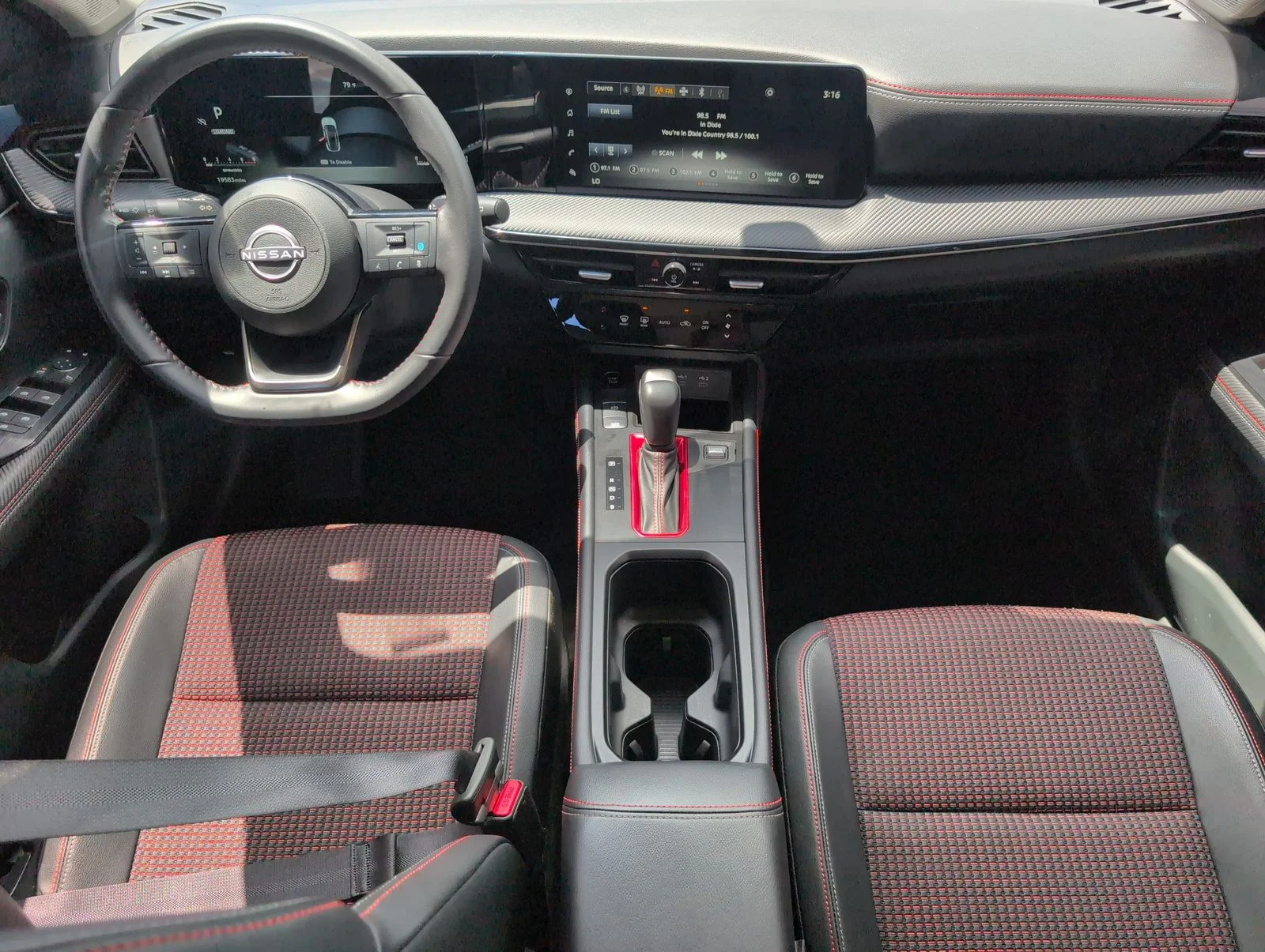Used 2025 Black Nissan SR image 29