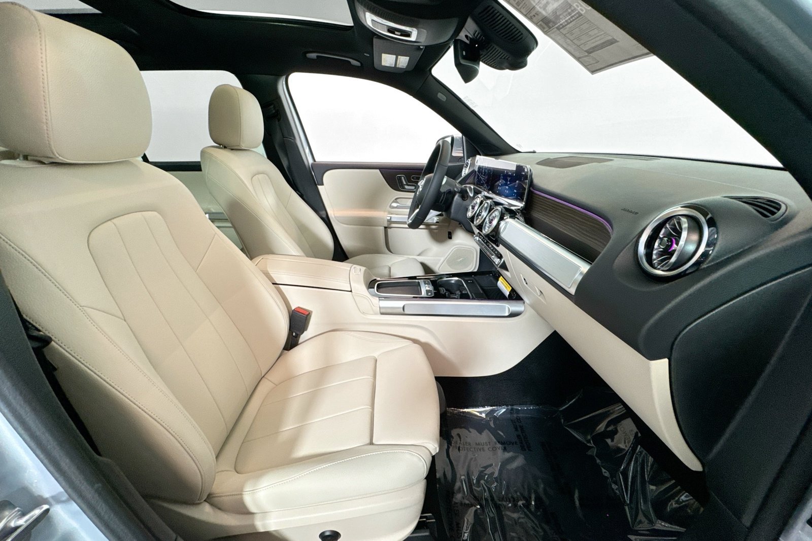 New 2026 Cirrus Silver Metallic Mercedes-Benz GLB 250 image 26