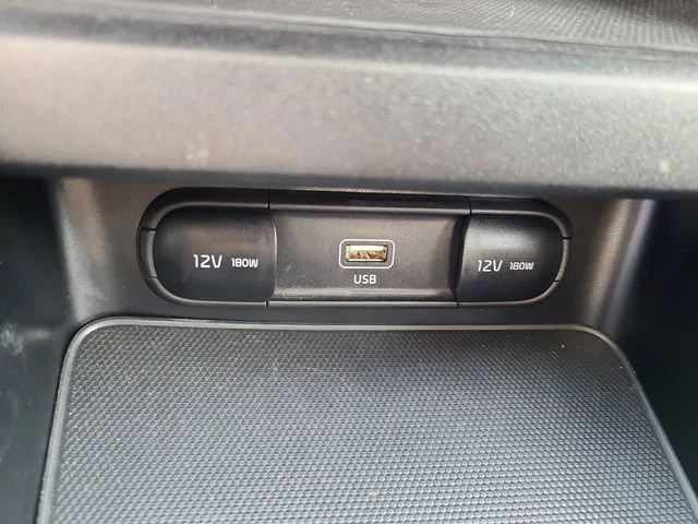 Used 2023 Whiye Kia LXS image 30