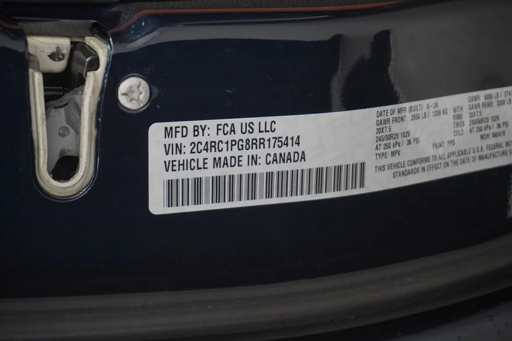 Used 2024 Blue Chrysler Pinnacle image 53