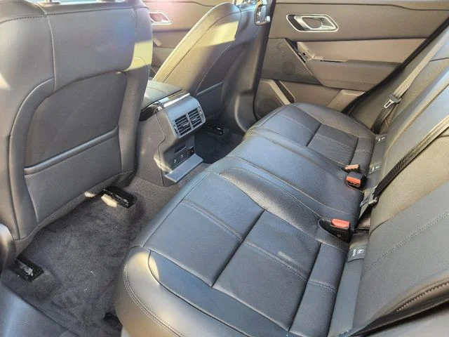 Used 2025 Black Land Rover Dynamic SE image 20