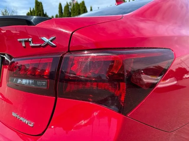 Used 2018 San Marino Red Acura 3.5L V6 image 13