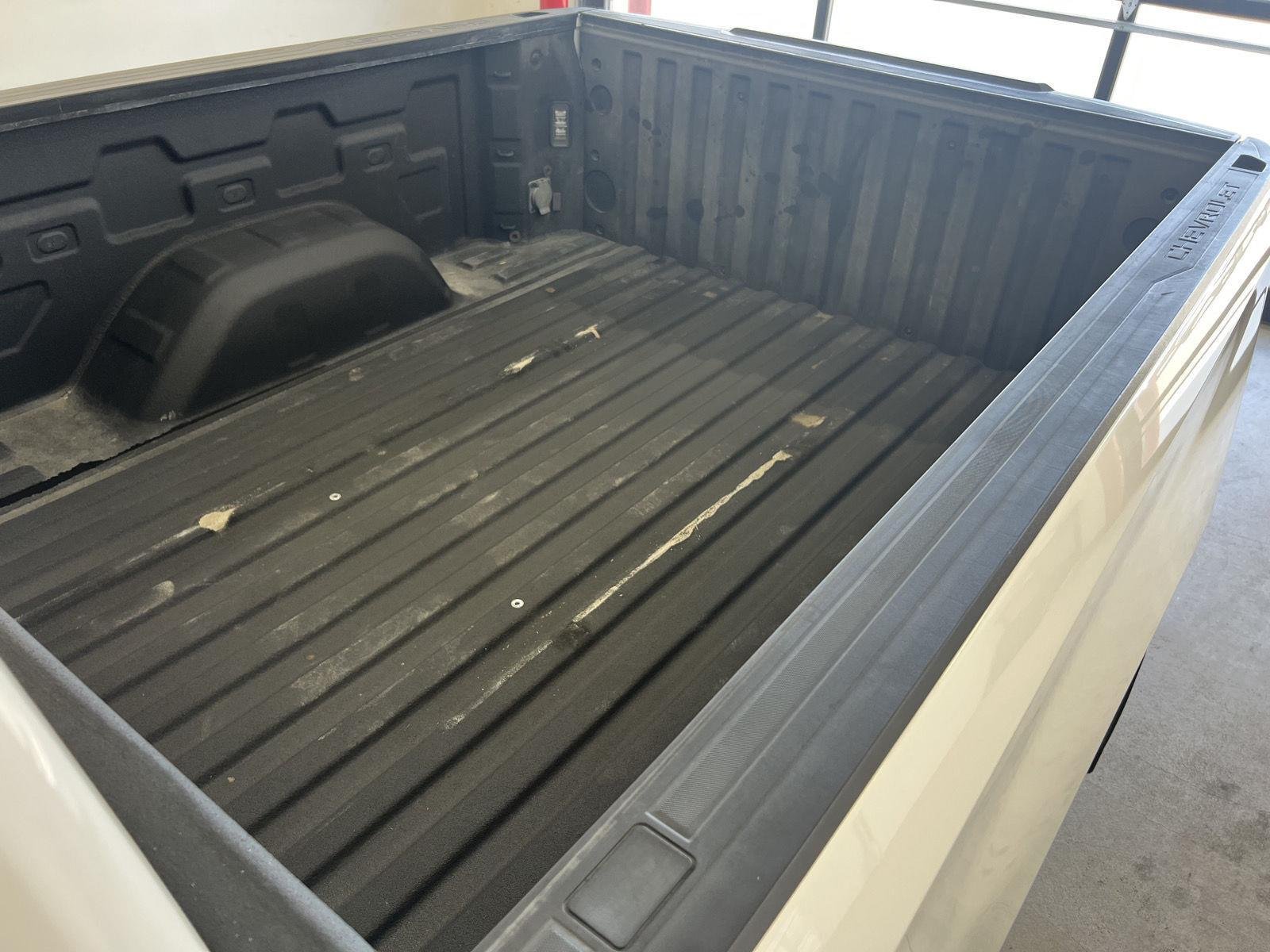 2022 Chevrolet Silverado 1500 RST - Photo 11