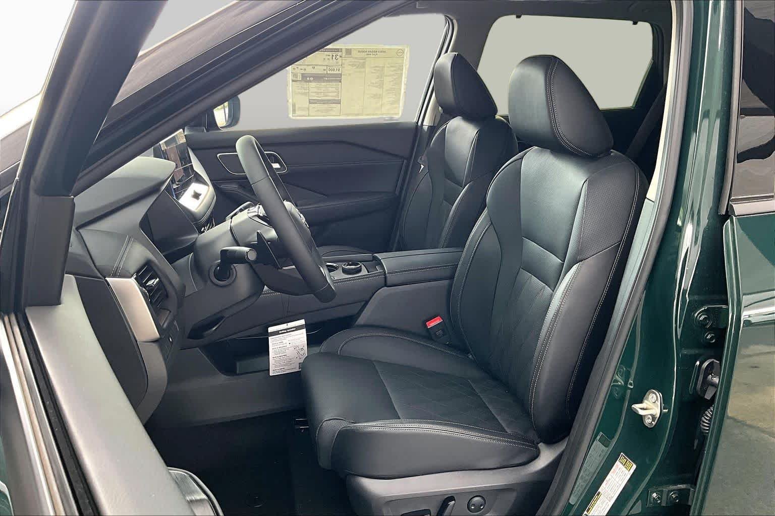 2026 Nissan Rogue Platinum - Photo 15