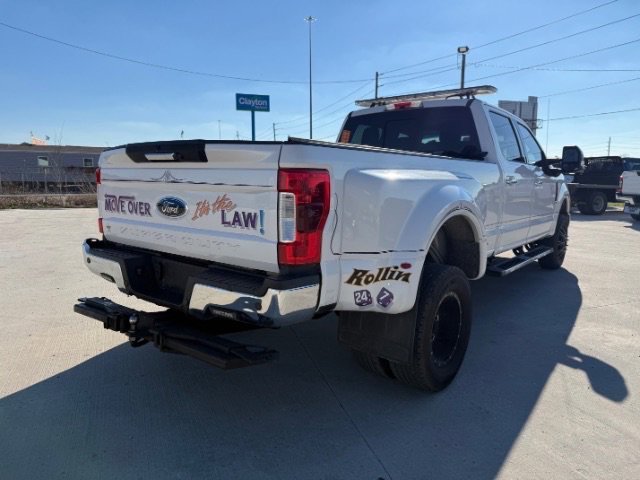 Used 2017 White Ford Lariat image 5