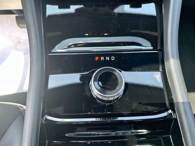Used 2023 White Jeep Altitude image 21