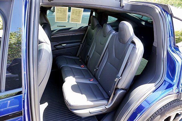 Used 2023 Blue Tesla Base image 17