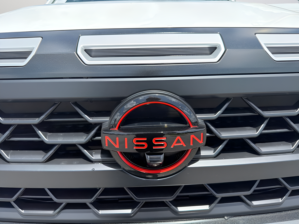 New 2026 White Nissan PRO-4X image 44