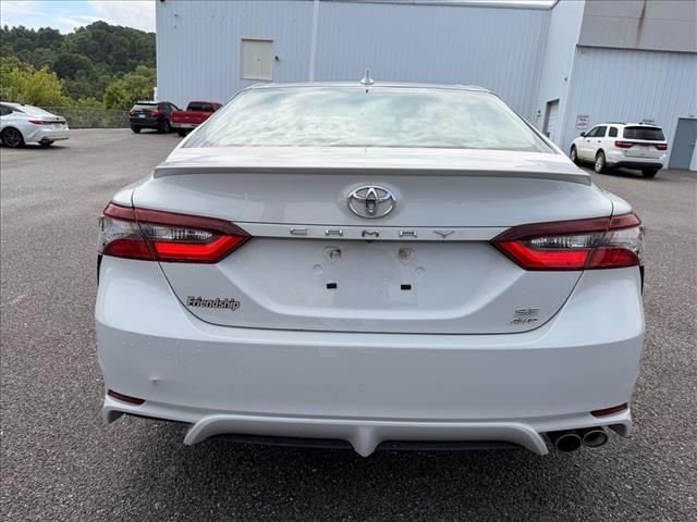 Used 2023 White Toyota SE image 12
