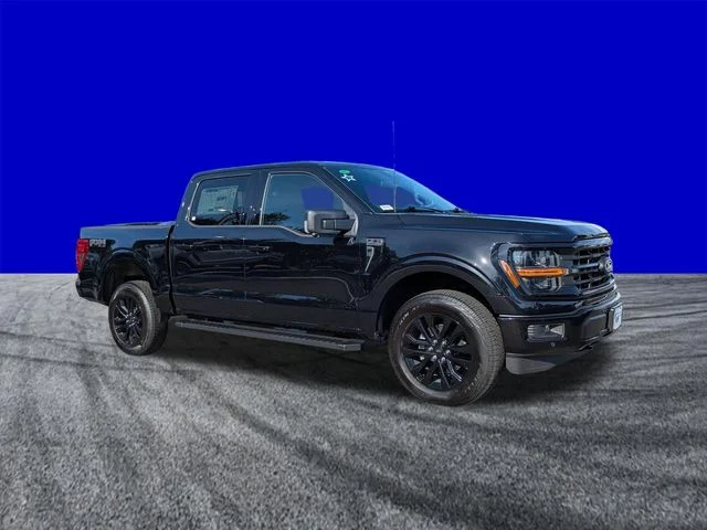 New 2026 Agate Black Metallic Ford XLT image 2