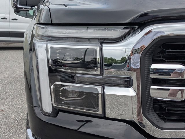 2025 Ford F-150 Lariat - Photo 10