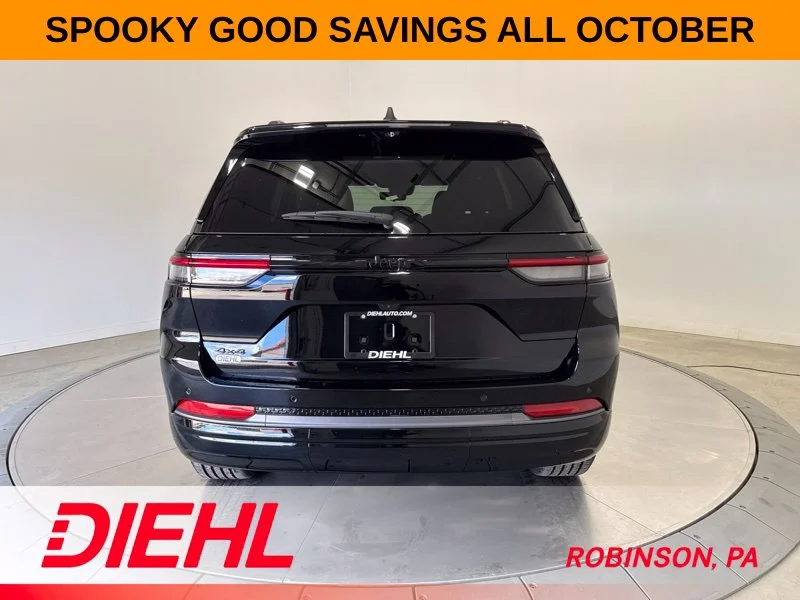 New 2027 High-Gloss Black Paint Jeep Limited Reserve image 6