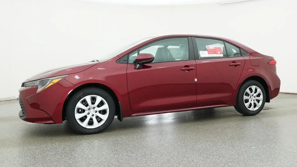 New 2026 Ruby Flare Pearl Toyota LE image 4