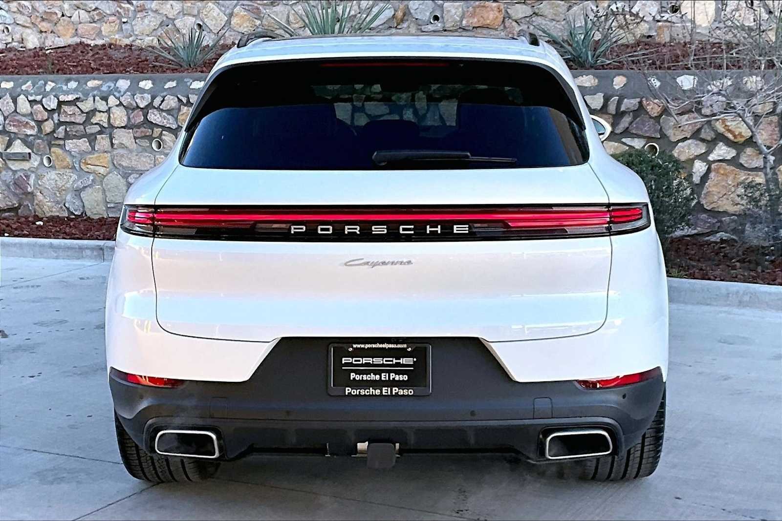 2026 Porsche Cayenne Base - Photo 6