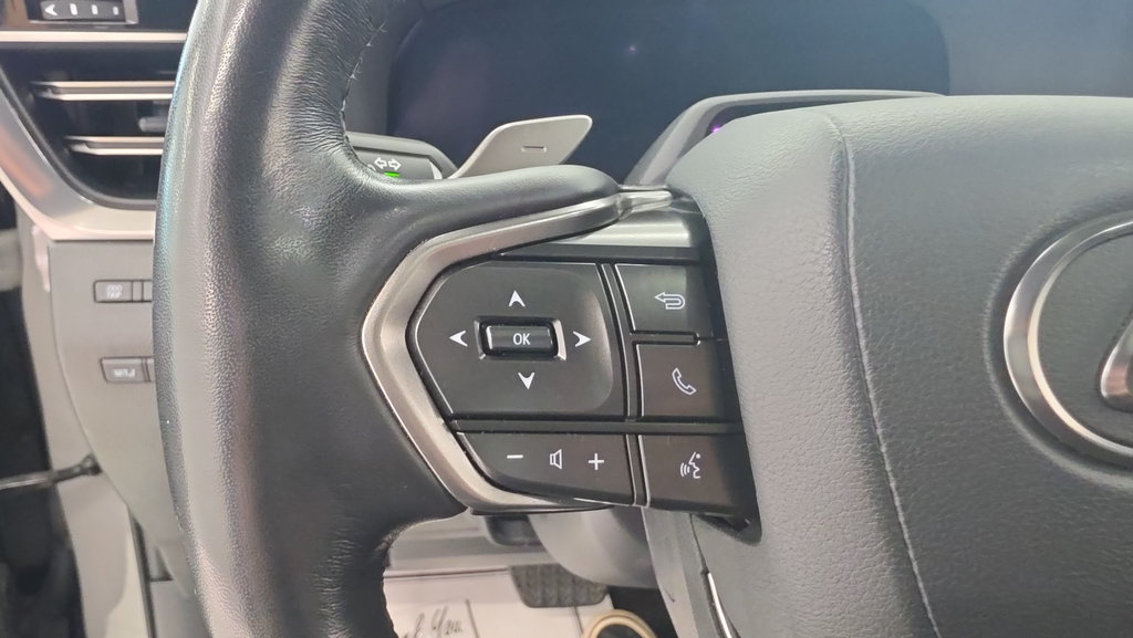 Certified Used 2024  Lexus 550 Premium+ image 24