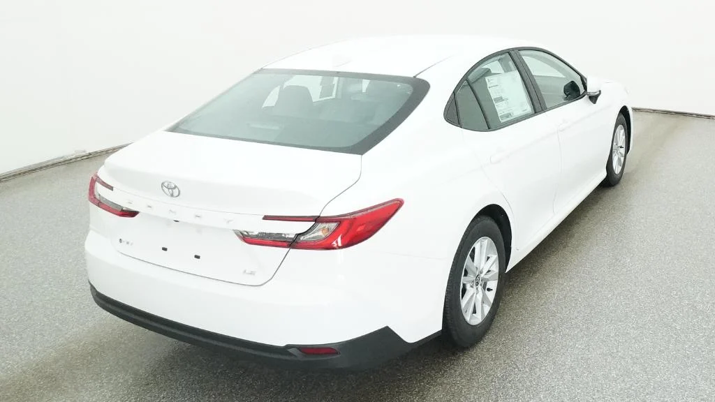 New 2026 Ice Cap Toyota LE image 22