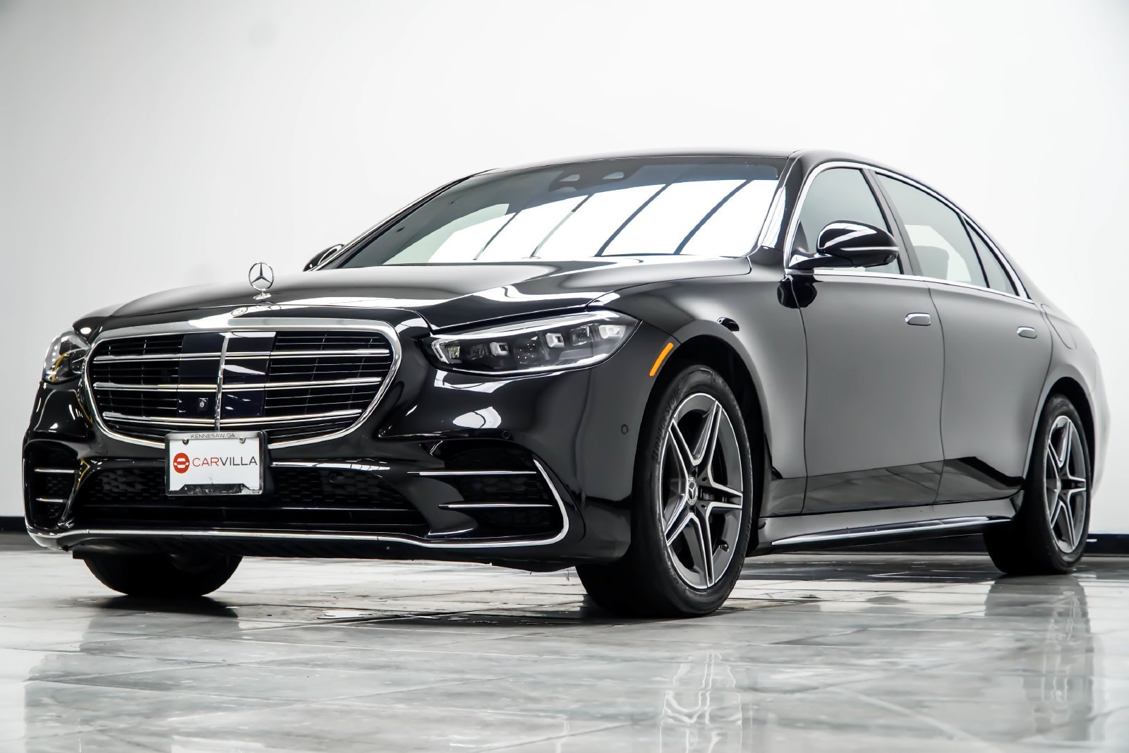 Used 2024 Black Mercedes-Benz S 580e image 10