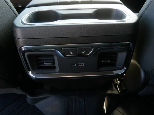 2026 Chevrolet Silverado 1500 High Country - Photo 14