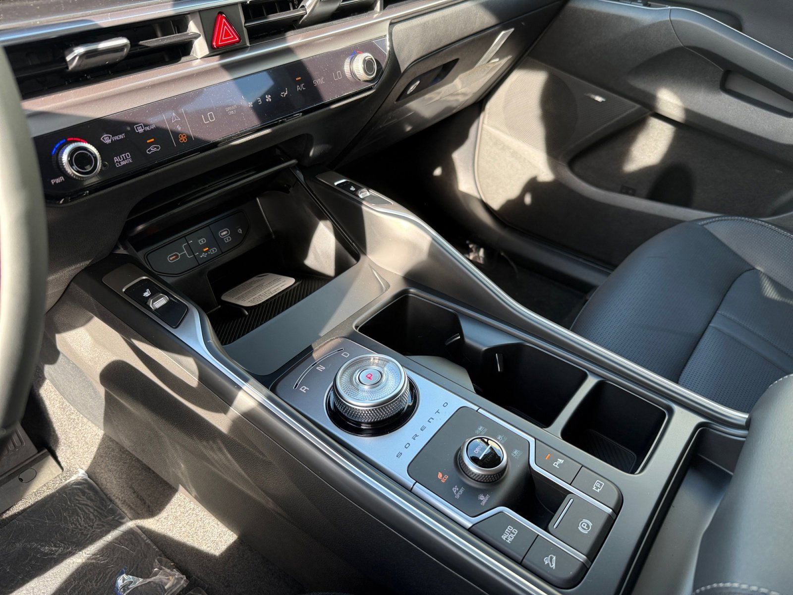 2026 Kia Sorento EX Hybrid - Photo 13