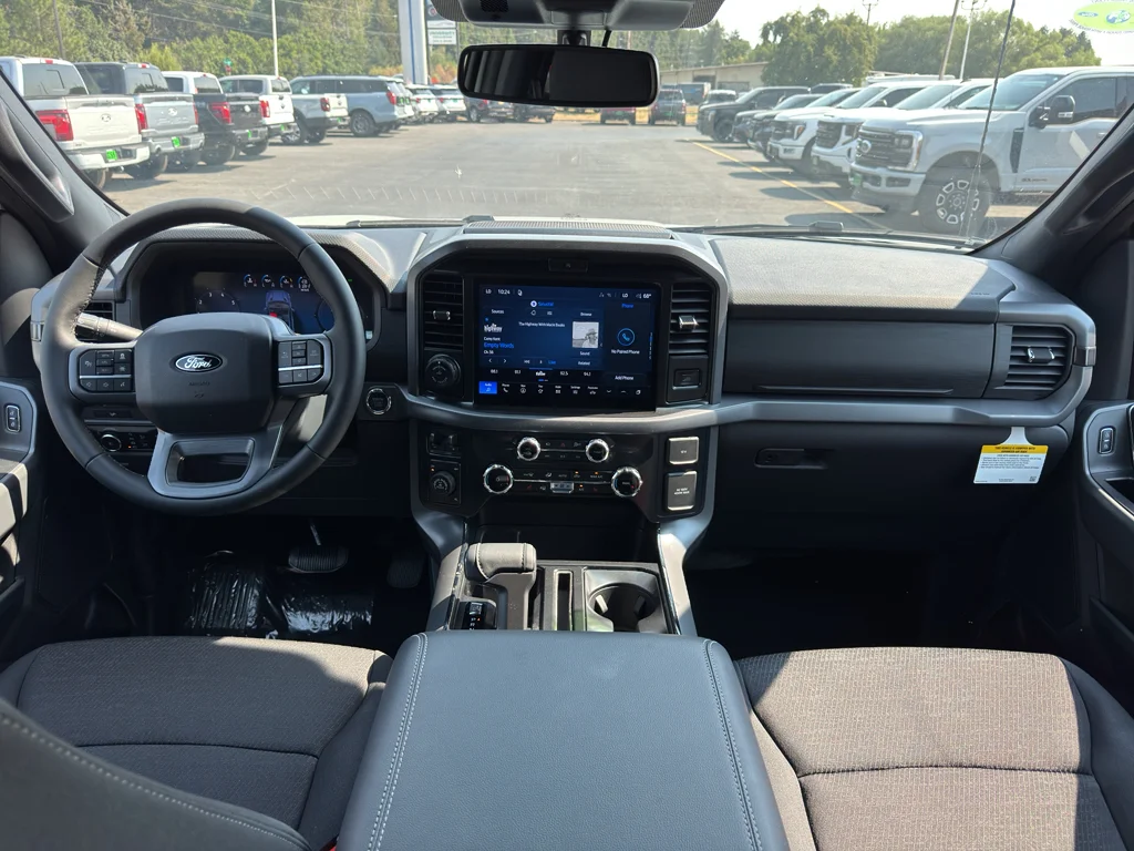 New 2026 Avalanche Ford XLT image 13