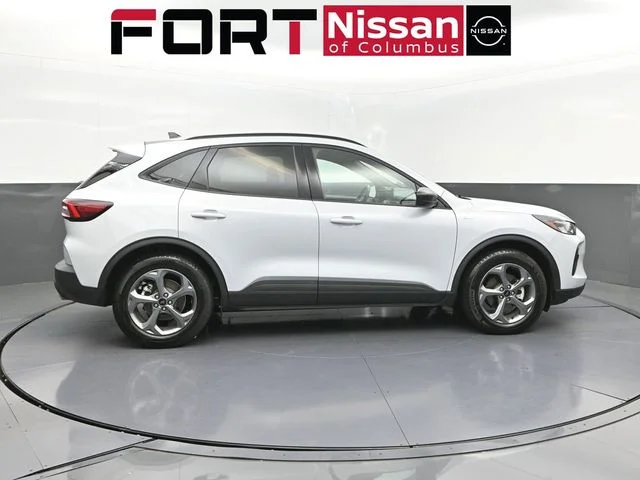 Used 2025 Silver Ford ST-Line image 8