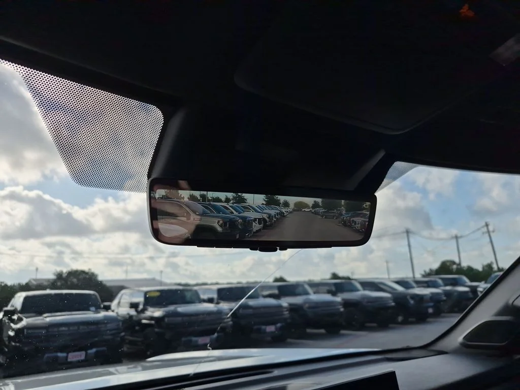 Used 2022 Silver Toyota Platinum image 28