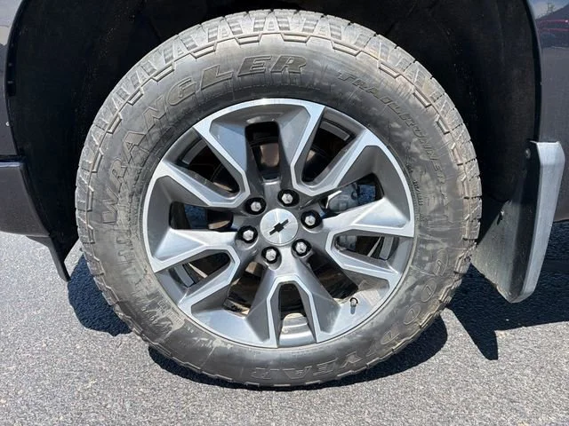 Used 2024 Dark Ash Metallic Chevrolet RST image 11