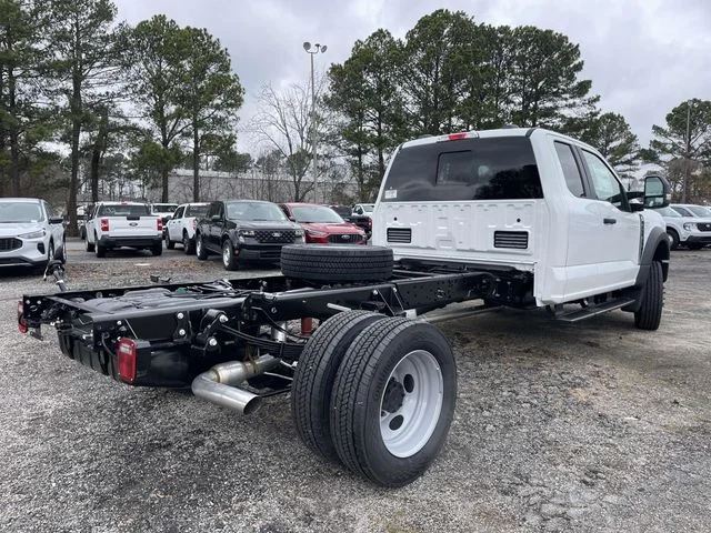 New 2026 Oxford White Ford F-450® XL image 3