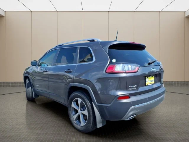 Used 2019 Gray Jeep Limited image 14
