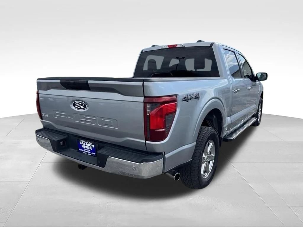 Used 2025 Silver Ford XLT image 5