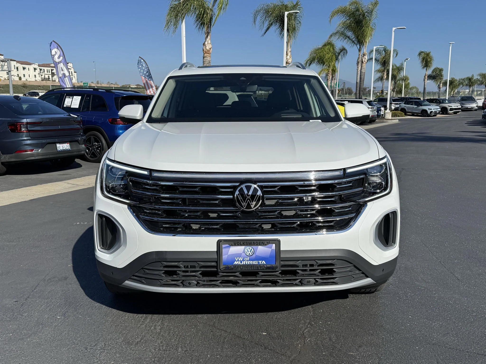 New 2026 Opal White Pearl Volkswagen 2.0T SEL image 3