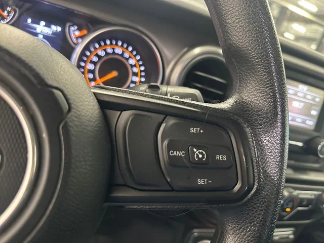 Used 2021 Green Jeep Unlimited Sport image 23