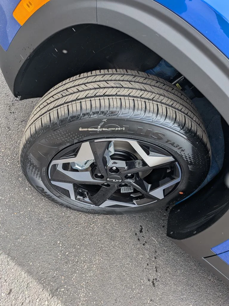 New 2026 Neptune Blue Kia S image 8