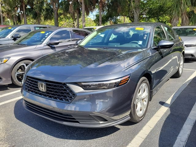 Certified Used 2023 Gray Honda LX image 3