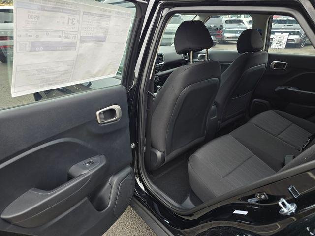 New 2026 Onyx Black Hyundai SE image 15
