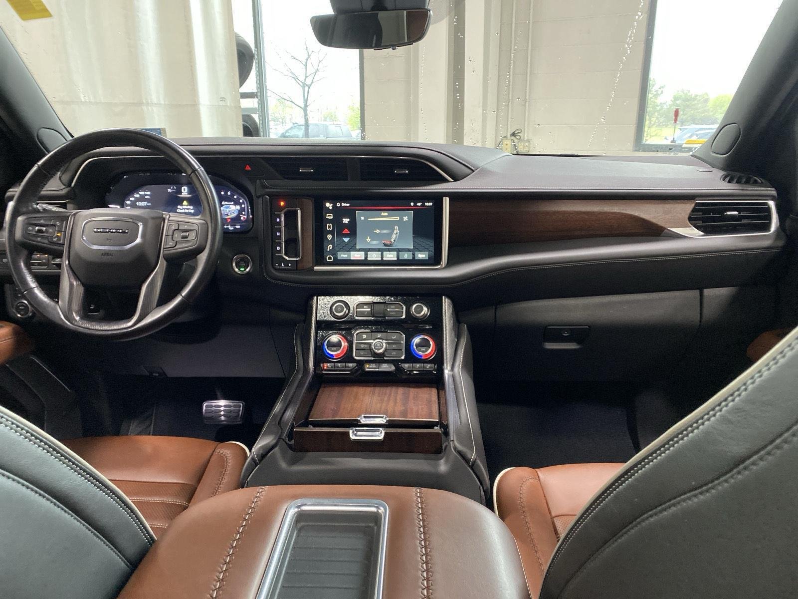 Used 2023 Onyx Black GMC Denali Ultimate image 19