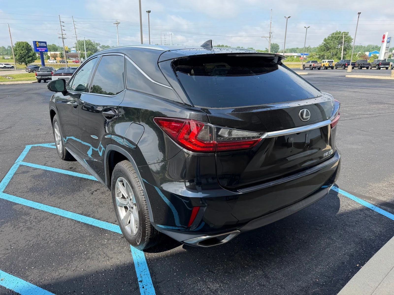 Used 2018  Lexus 350 image 5