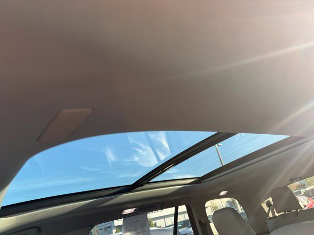 Used 2025  Toyota Platinum image 36