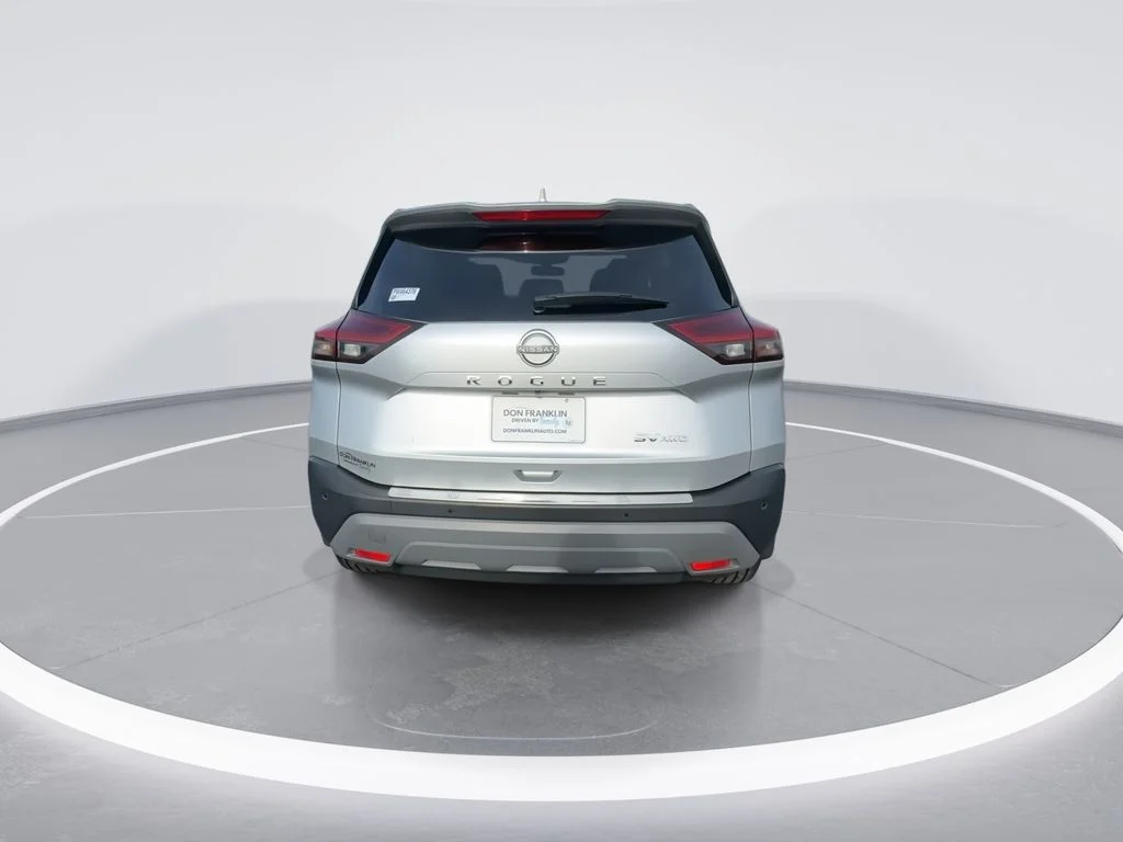 Used 2023 Silver Nissan SV image 7