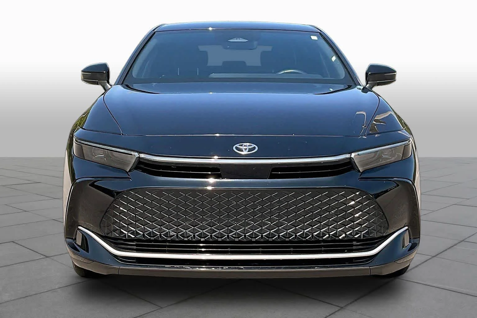 Used 2024 Black Toyota XLE image 3