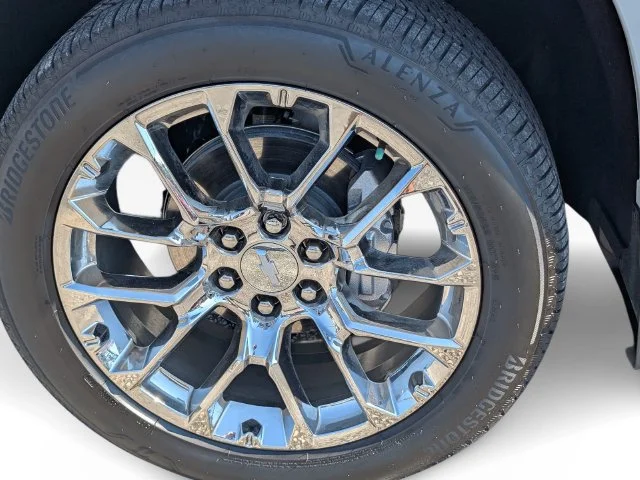 New 2026 Polar White Tricoat Chevrolet LTZ image 12