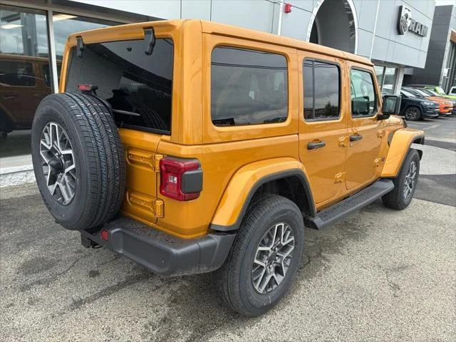 New 2026 Goldilocks Exterior Paint Jeep Sahara image 8