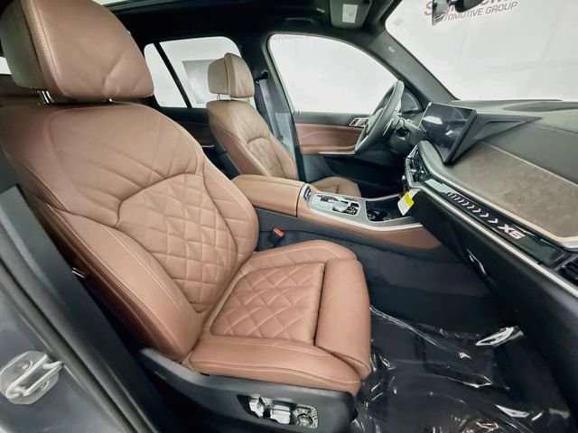 New 2026 Gray Metallic BMW xDrive40i image 30