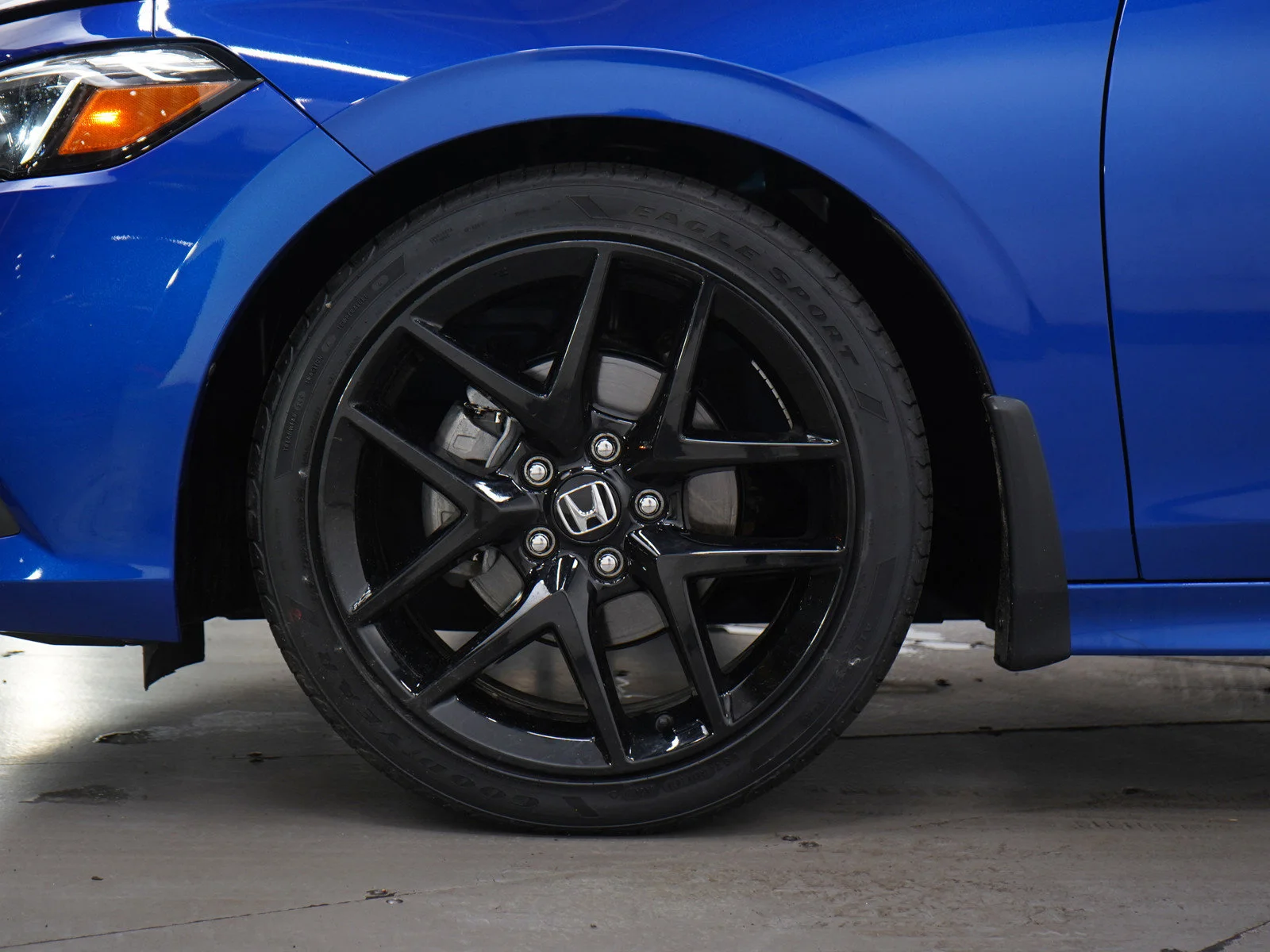 Used 2024 Blue Honda 4D SEDAN 2.0L SPORT AUTO image 29