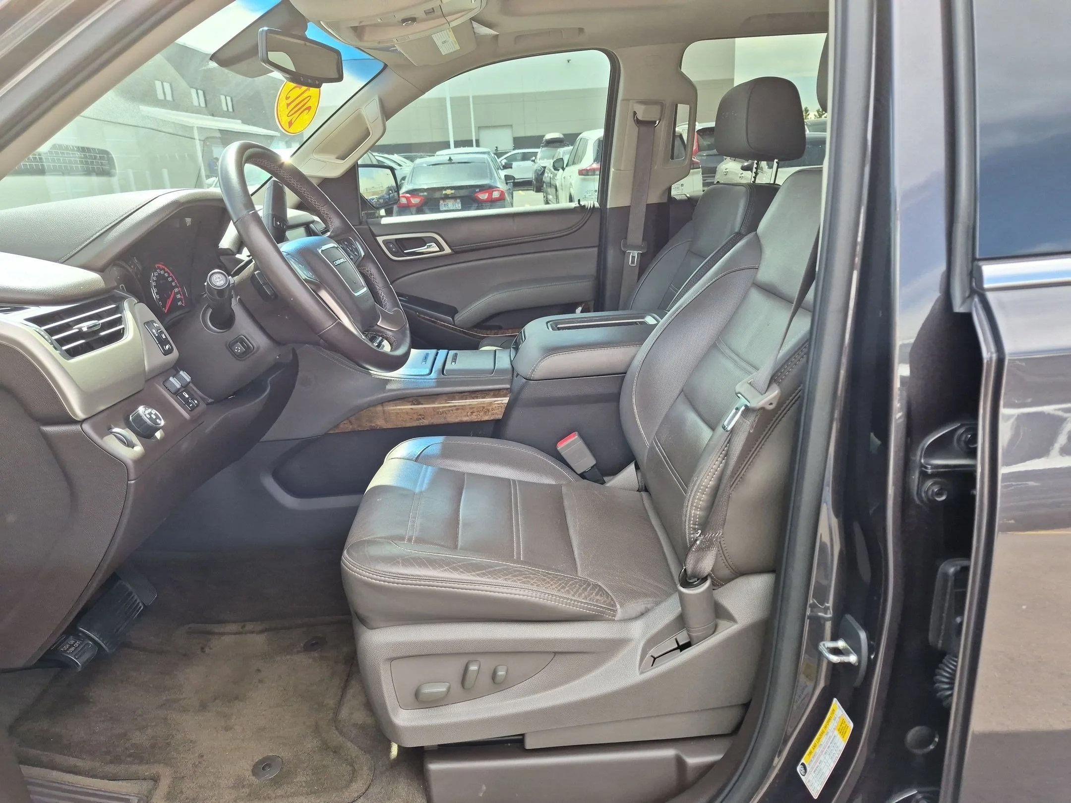 Used 2015 Iridium Metallic GMC Denali image 23