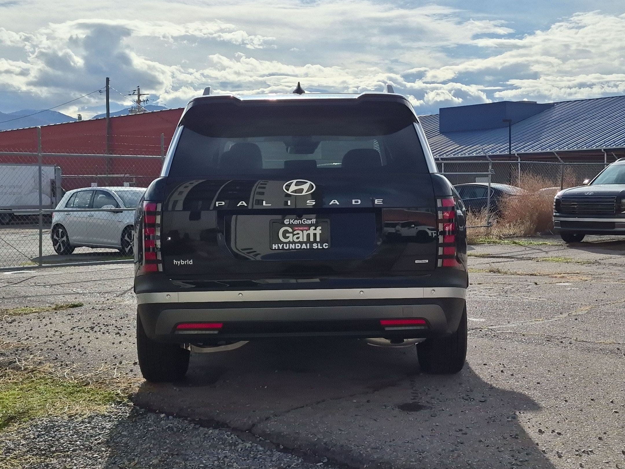 New 2026 Abyss Black Pearl Hyundai SEL Premium 8P image 4
