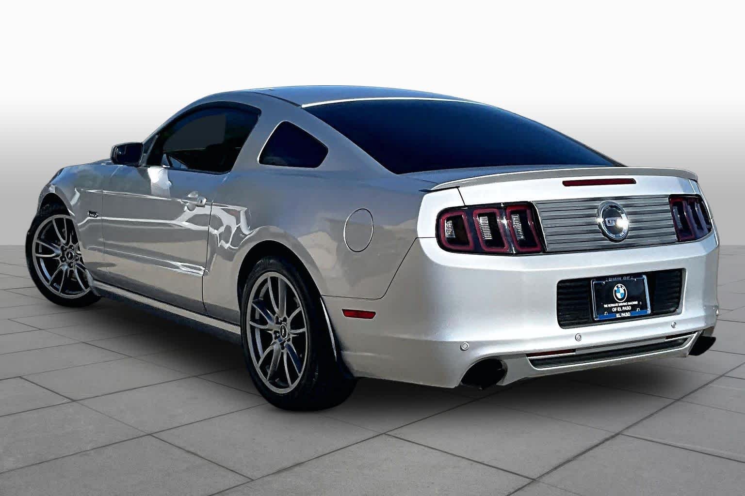 Used 2014 Ingot Silver Metallic Ford GT image 11