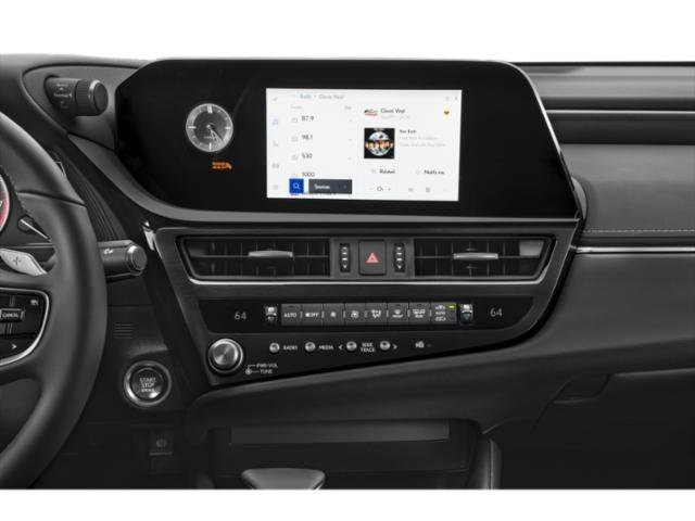 Used 2025  Lexus 350 image 10